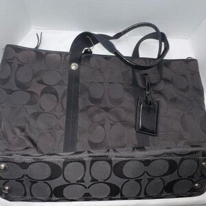 🔥🔥🔥Coach Signature Kyra Black Travel Tote - Black And Hot Pink